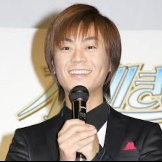 氷川きよし 純白ドレスお披露目