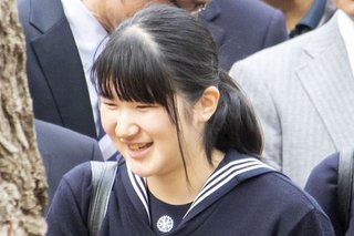 愛子さまが文化祭でダンスを披露「人気すごく体育館に人ごった返す」