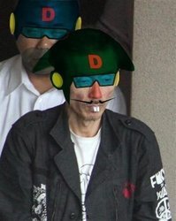 田代容疑者、覚醒剤所持認める　「自分のものです」