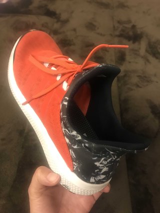 旦那がダサい。会社がビジカジオッケーになり、今日も変な格好で出勤した。