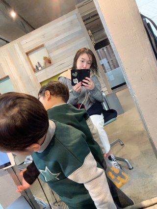 加護亜依【息子と“今年ラスト”の美容室へ】