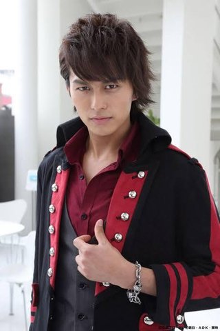 顔が似ていると思う芸能人ランキングTOP3、3位福士蒼汰と中川大志、2位宮崎あおいと二階堂ふみ