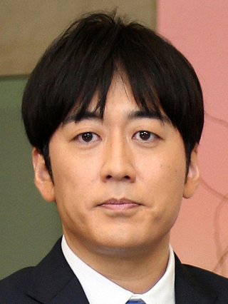 安住アナ　机の下の「逆キューボタン」を暴露