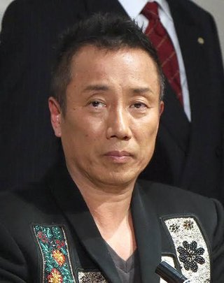 長渕剛、緊急搬送　急性腎う腎炎で絶対安静の診断　メッセージ送る「残念でしかたない」