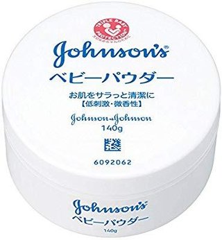 一日1本のベビーパウダーを食べてしまう“異食症”の女性（英）