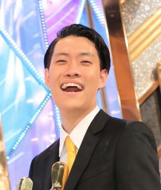 霜降り粗品 タレントと交際