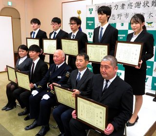 講義中に教授が倒れ心肺停止に【学生５人ら連携して救助】