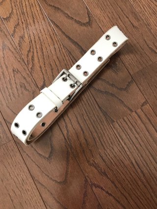 旦那がダサい。会社がビジカジオッケーになり、今日も変な格好で出勤した。