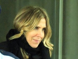 ゴーン被告逃亡、妻キャロル氏が計画か　義兄弟が支援？