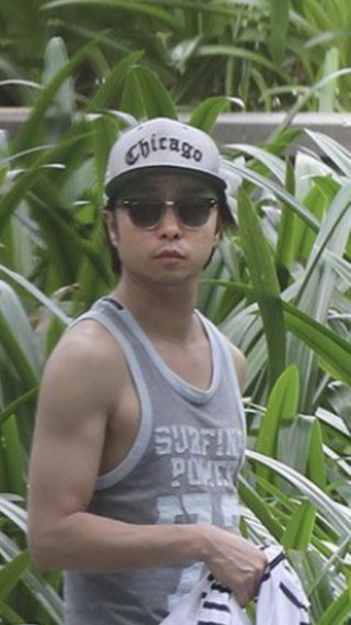 嵐・櫻井翔が「38歳恋人」とベトナム婚前旅行