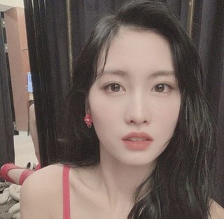 SUPER JUNIOR ヒチョルとTWICE モモ熱愛