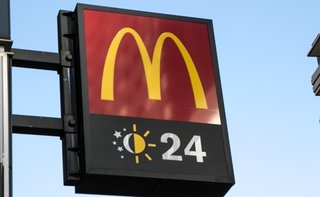 マクドナルド、店員のマスク着用認めず　コロナ禍で安全配慮義務違反の疑いも
