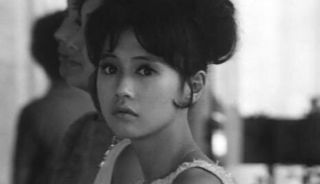 オードリーヘップバーンを顔だけで再現するなら、誰？