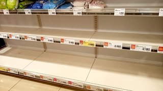 &#x{11:F8E2};なんでもいｰから&#x{11:F8E2};