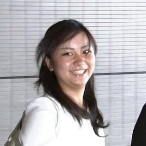 佳子さまの巻き髪が一昔前の君島十和子みたいになってる