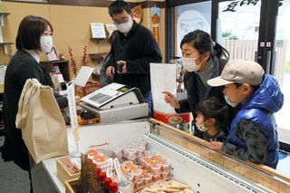 休校で給食納豆余る【業者がネットで告知すると…】
