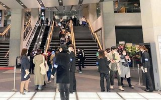 東京事変ライブ決行「よくぞやった」「ひやひや」