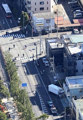 【埼玉】県道交差点付近で多重事故