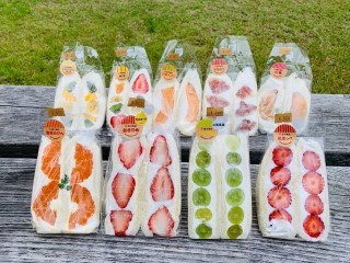 こういうサンドイッチって誰が買うの？