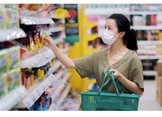 スーパーの「密」休日午前11時台が最悪か…コロナ拡大前より来店数増