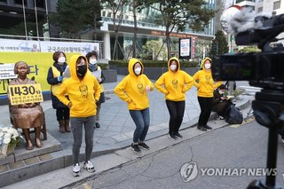 安倍政権、在日朝鮮高校～幼稚園まで無償化なしを決定　韓国で抗議運動始まる