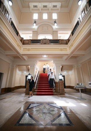 皇宮護衛官が新型コロナ感染　50代幹部、両陛下らとの接触なし