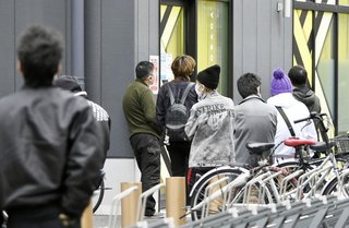 休業一転、再開の都内パチンコ店 ＳＮＳ炎上「呆れた」