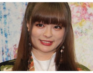 きゃりー「旦那さんの足を引っ張りまくる嫁には…」に反響。ネットは「あの人のことですね」