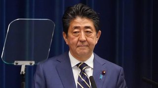 「9月入学」論議見守る　安倍首相