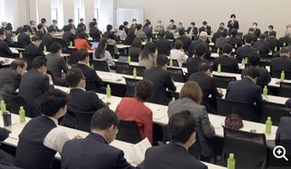 「3密どころか酸欠」自民のコロナ対策会議　議員殺到 席詰めて白熱4時間超