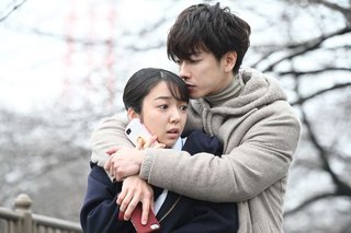 美男美女の胸キュン写真を貼って癒されるトピ