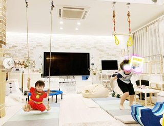 辻希美＆杉浦太陽夫妻　自宅リビングにアスレチック設置