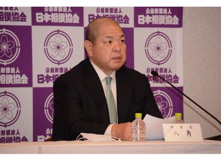 大相撲夏場所、中止へ。複数の感染者で困難と判断か　        