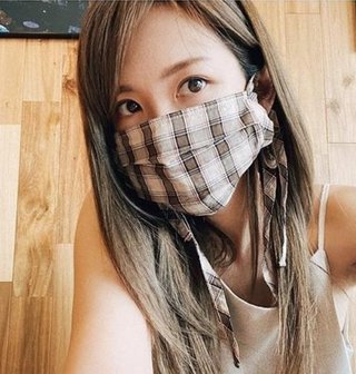 紗栄子　おしゃれマスクにファン注目