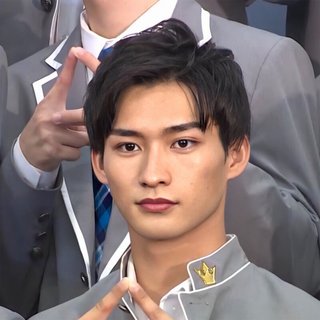 今年流行るイケメン第一位だって