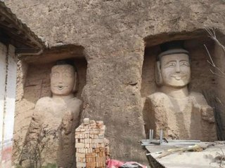 【中国】修復された仏像の顔に大爆笑！？ 担当者「前からこんな感じでした」