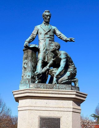 反人種差別デモ隊、｢奴隷解放記念碑」撤去を計画　※解放された元黒人奴隷たちが寄付を募って建てた像
