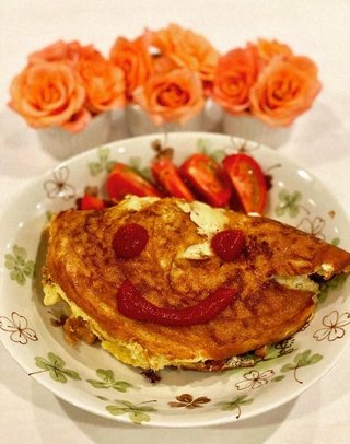 神田うの　娘が一人で作ったオムレツを披露