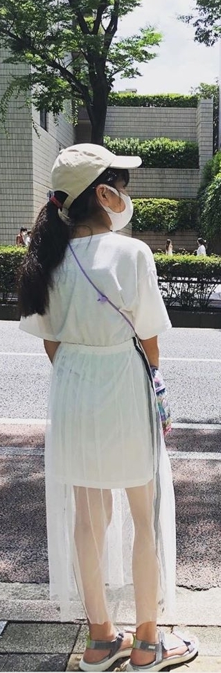 ｈｉｔｏｍｉ　娘の全身ショット公開