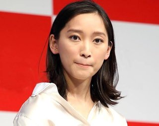 わたし目の上の凹み夕方になるとこんな感じなんだど
