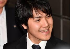 天皇陛下の跡継ぎを、直系長子(性別・男系女系の縛りナシ)に戻すことができないのは何故？