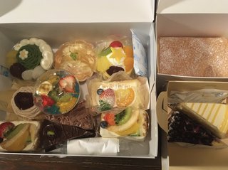 &#x{11:F8E2};なんでもいｰから&#x{11:F8E2};