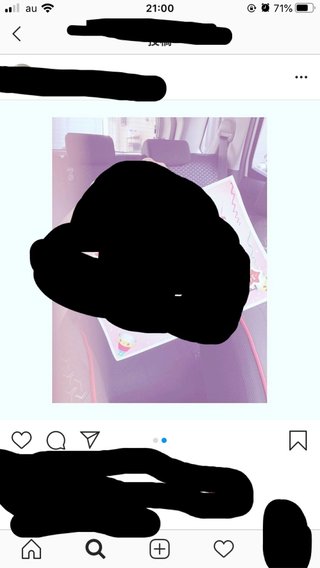 この車の車種を特定せよ。