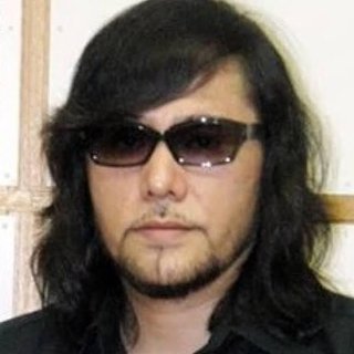 顔パンパンになってる芸能人てヒアルロン酸でああなってるの？