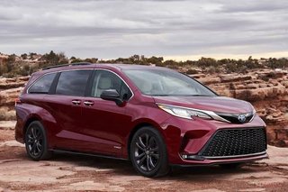 アルファードより大きいミニバン！　シエナ11月発売