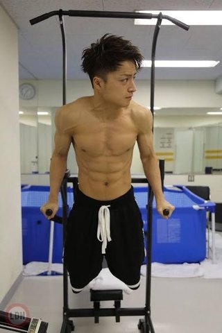 なかやまきんに君、『鬼滅の刃』伊之助のコスプレに大絶賛の声「実写に向けての役者が1人決まったな」