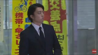 俳優の伊藤健太郎さん 乗用車でバイクと衝突事故 2人けが(女性重症)　現場から立ち去る