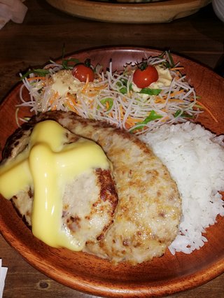 &#x{11:F8E2};なんでもいｰから&#x{11:F8E2};