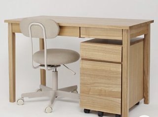 学習机どこの使ってる？