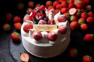 クリスマスケーキは百貨店かホテルで予約するでしょ？